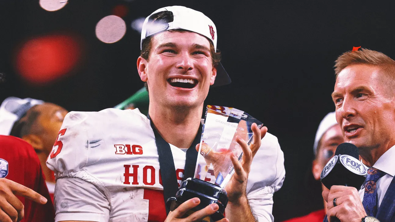 5 Fun Facts about Fernando Mendoza